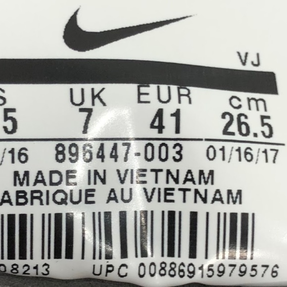 Nike Air Women Sock Racer Flyknit Shoe 896447-003 - Picture 7 of 8